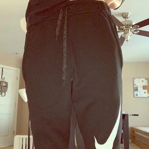 Black nike sweatpants